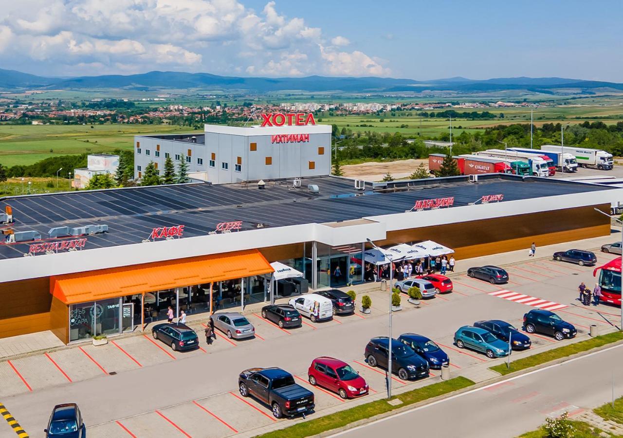 Hotel Ihtiman Zewnętrze zdjęcie