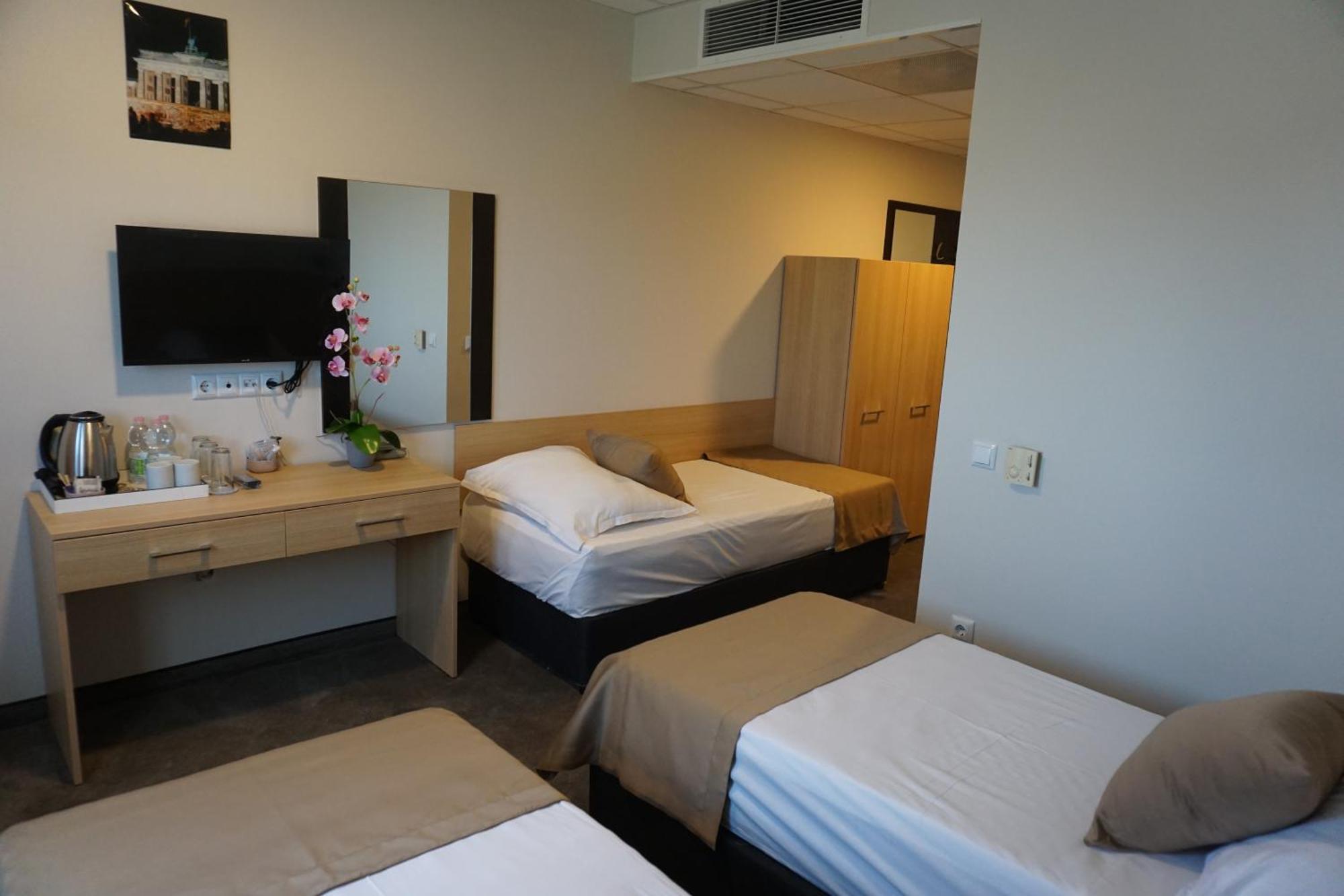 Hotel Ihtiman Zewnętrze zdjęcie
