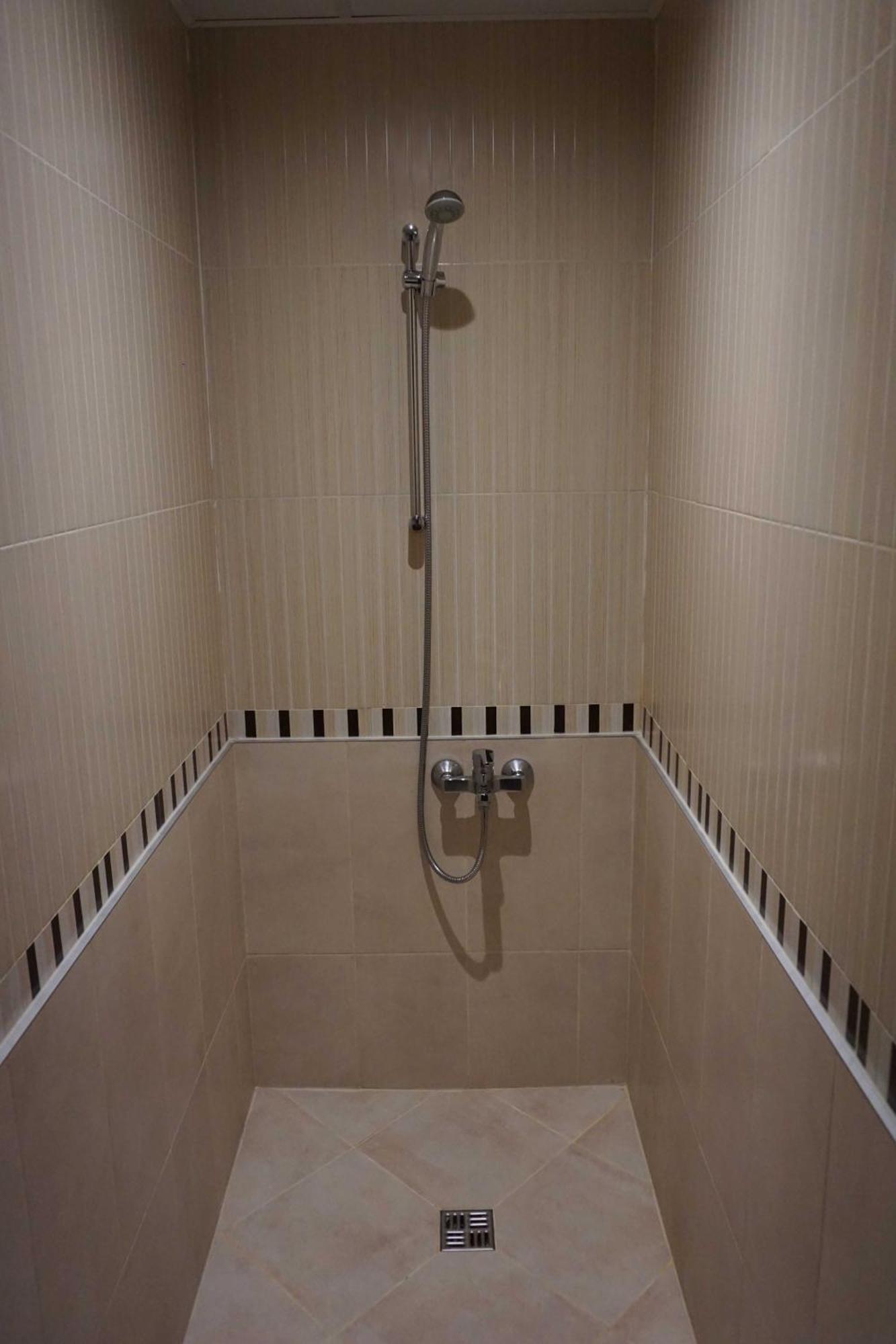 Hotel Ihtiman Zewnętrze zdjęcie