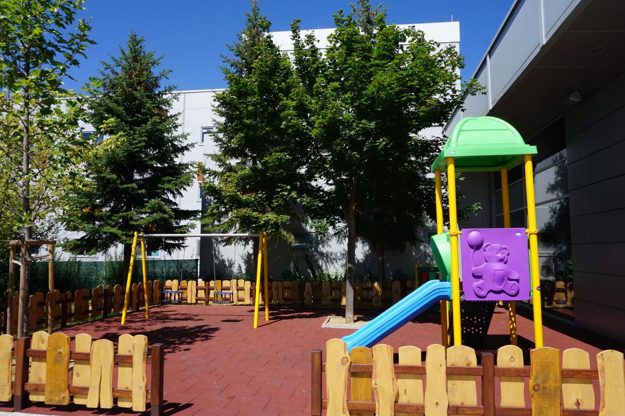 Hotel Ihtiman Zewnętrze zdjęcie