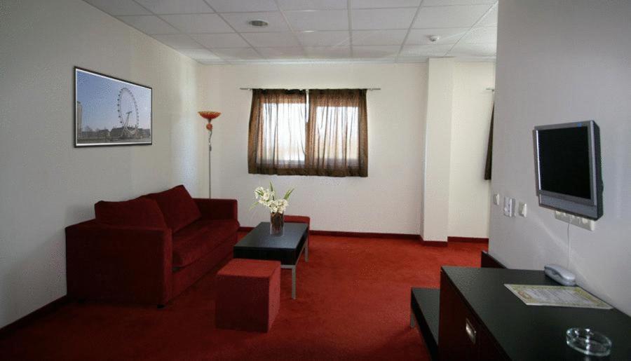 Hotel Ihtiman Zewnętrze zdjęcie